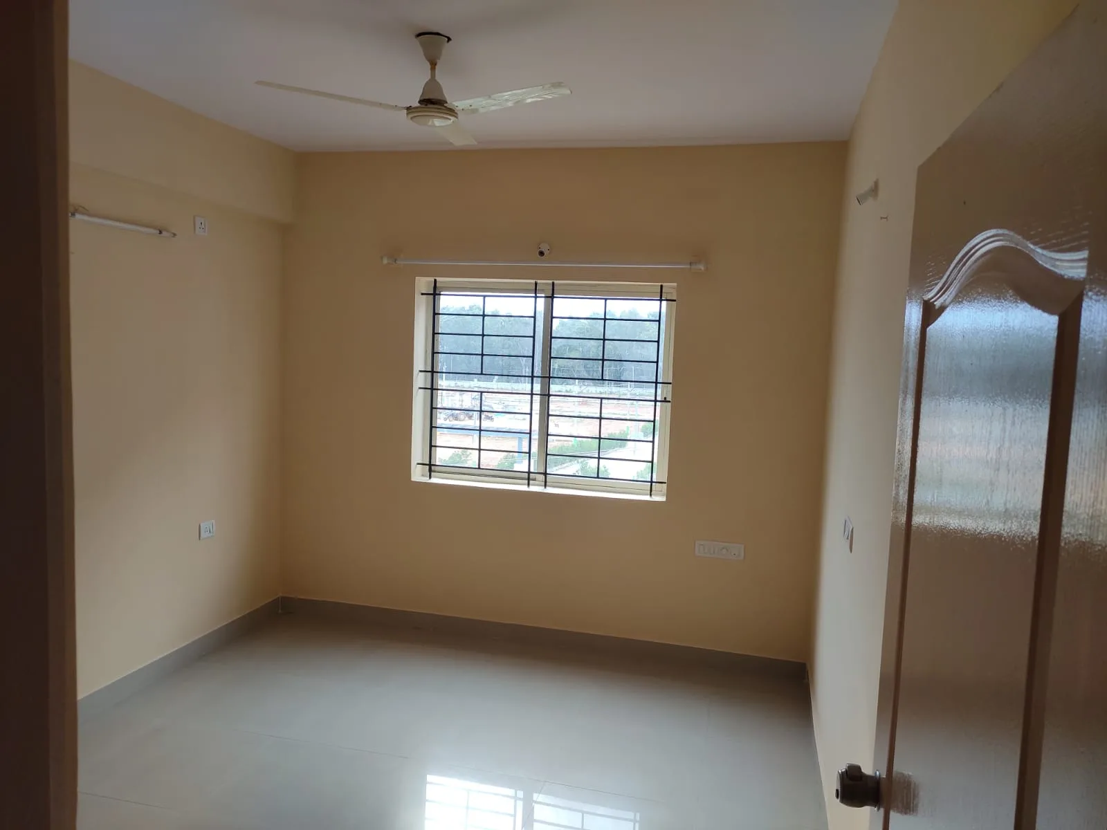 MASTER-BEDROOM