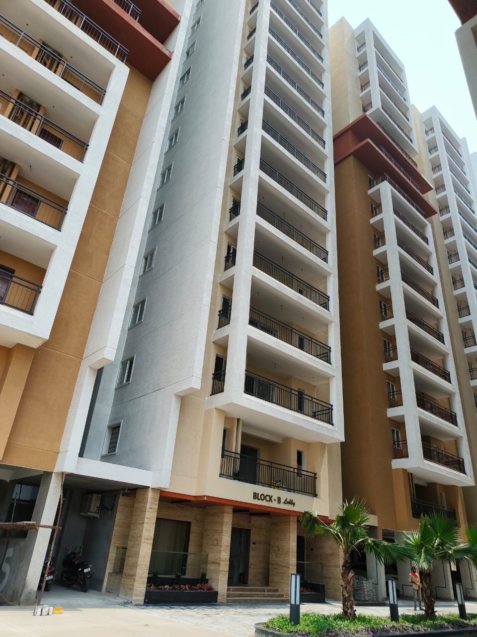 CyberWoods Premium 2, 3 & 4 BHK Apartments in Tellapur, Hyderabad (2)