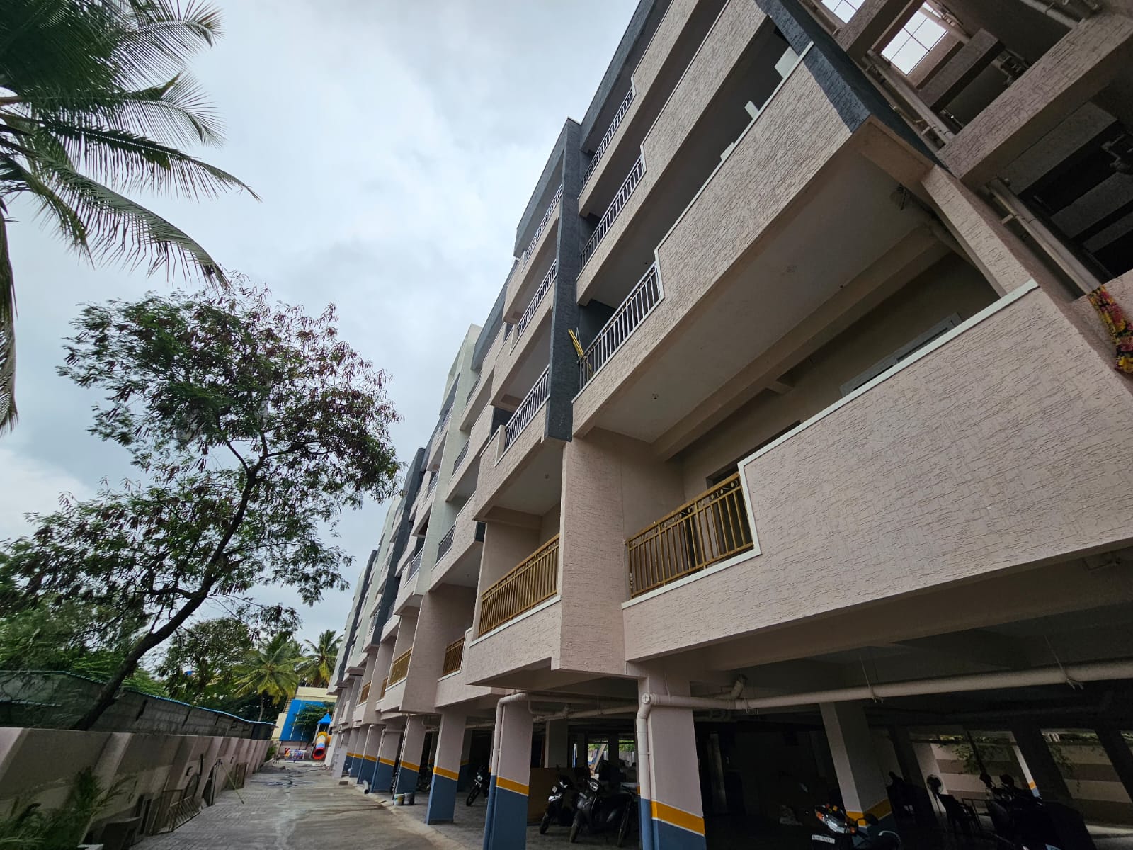 “Ready To Move 2/3 BHK in (CV Raman Nagar) — Luxury Homes, Clear Title, Top-Class Finishes” 3