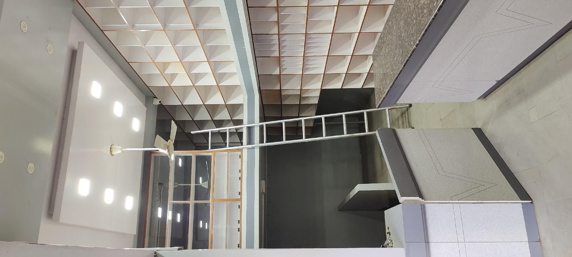 COMMERCIAL SHOP FOR SALE 3