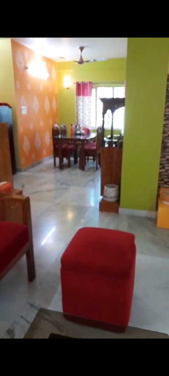 Flat Sale near Acropolis Mall. 3