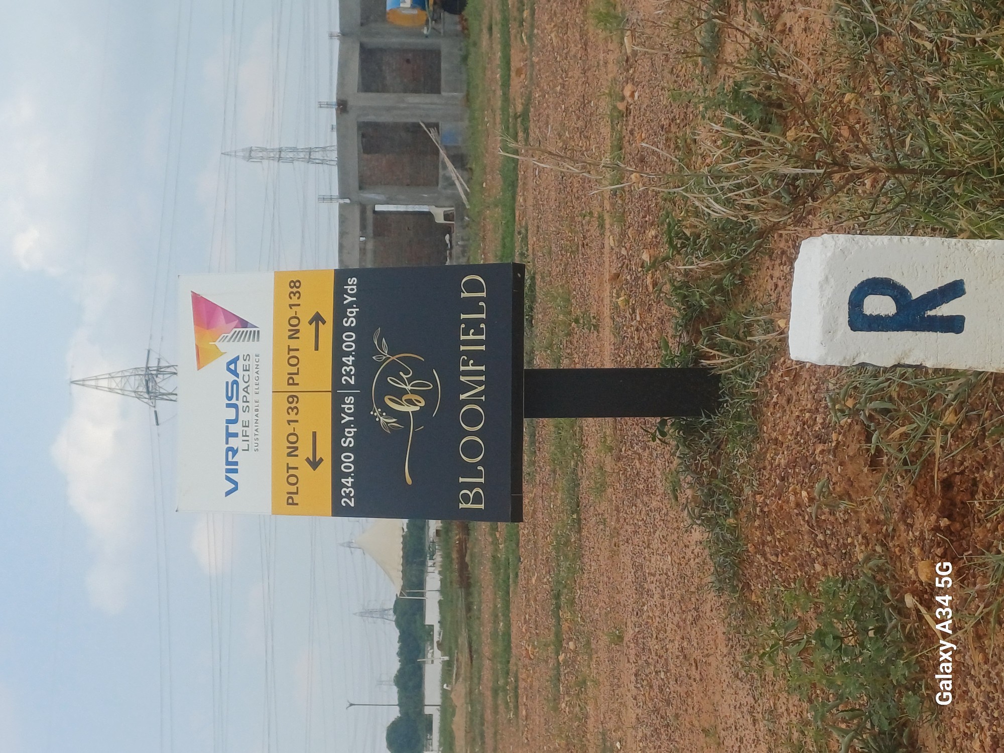 Empty Plots Available in Prime Location around Nellore Surroundings. for construction for Houses or Investment purpose. Should be increase whith in short period. 3