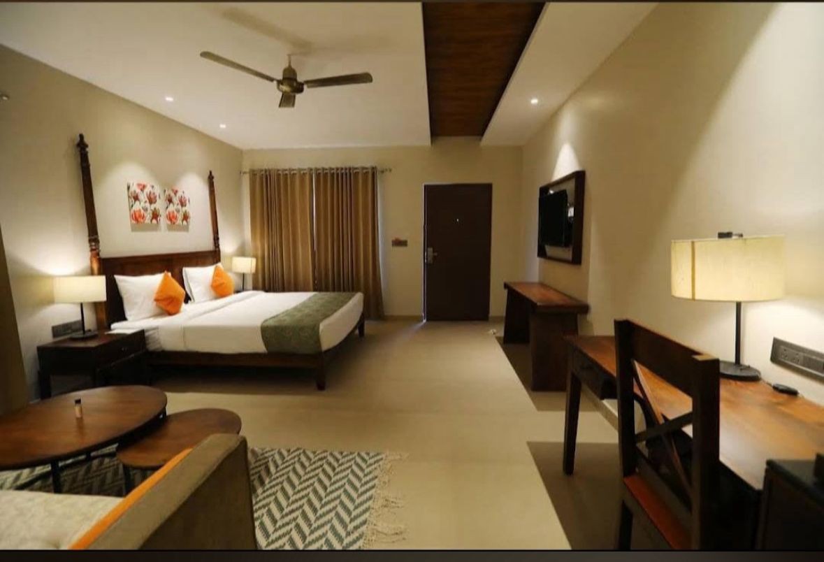 fully furnished/ but back scheme/ concrete bricks construction 3