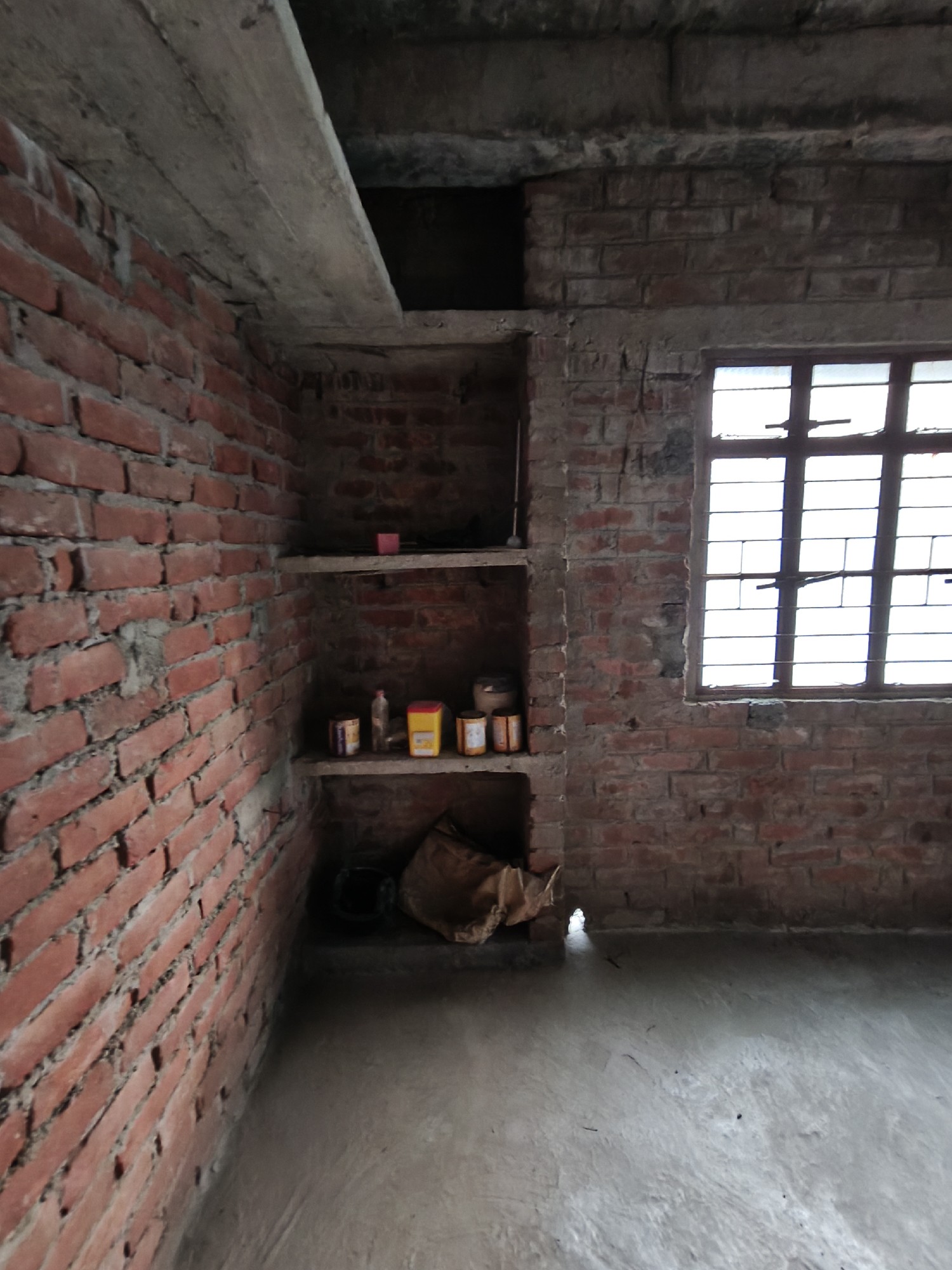 1 BHK flat with garden 2