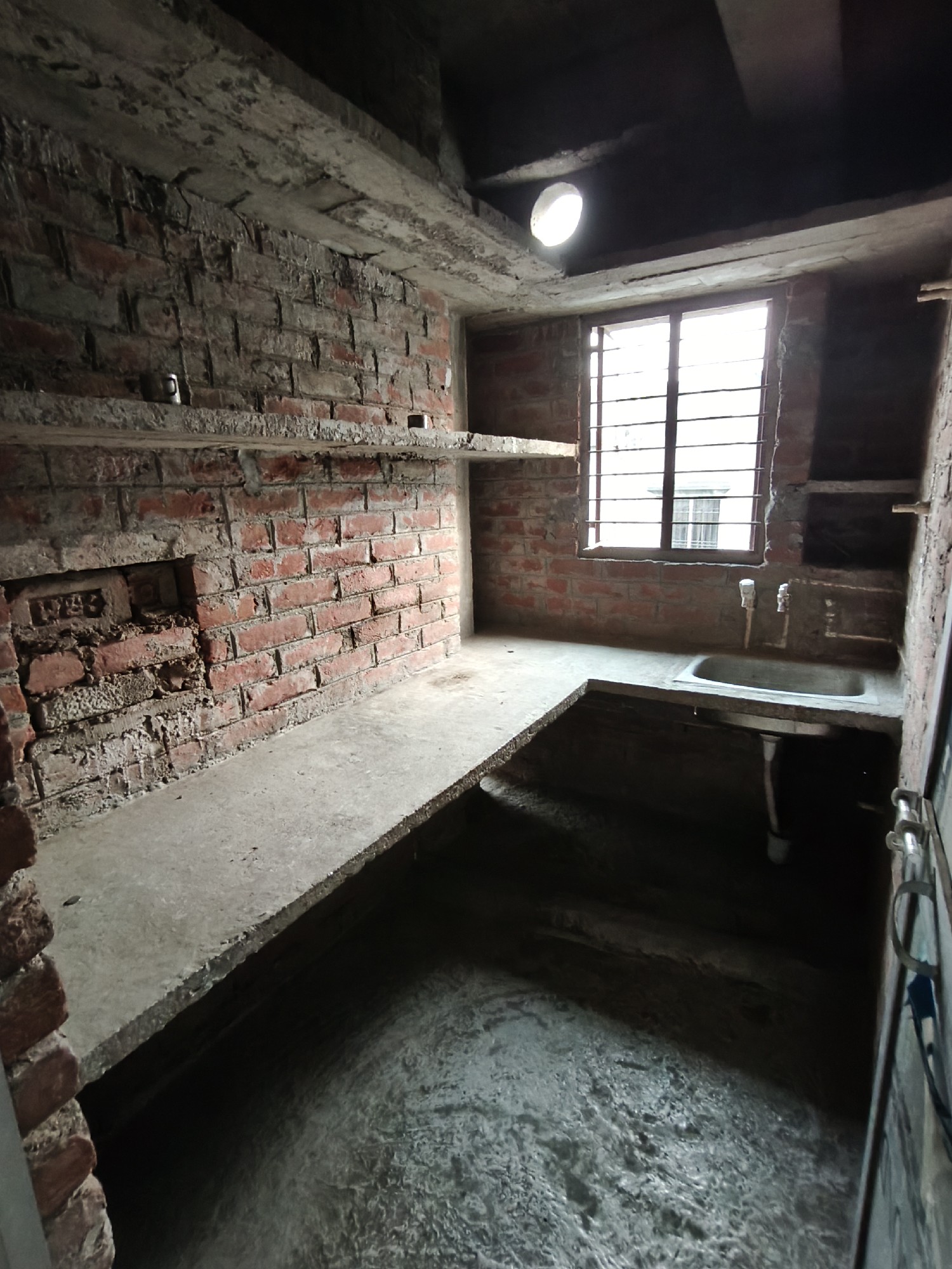 1 BHK flat with garden 3