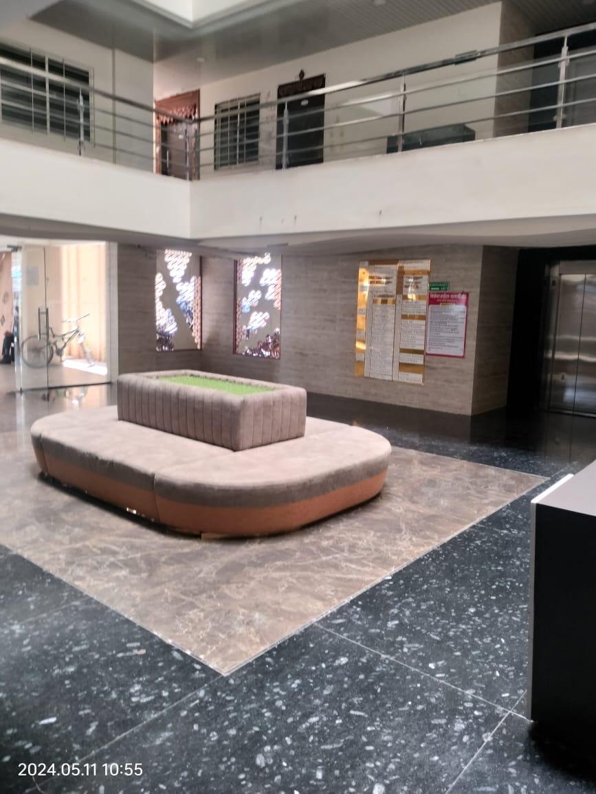 2BHK Semi Furnished Flat Available On Rent At Pipliayahana,Scheme no 140. 3