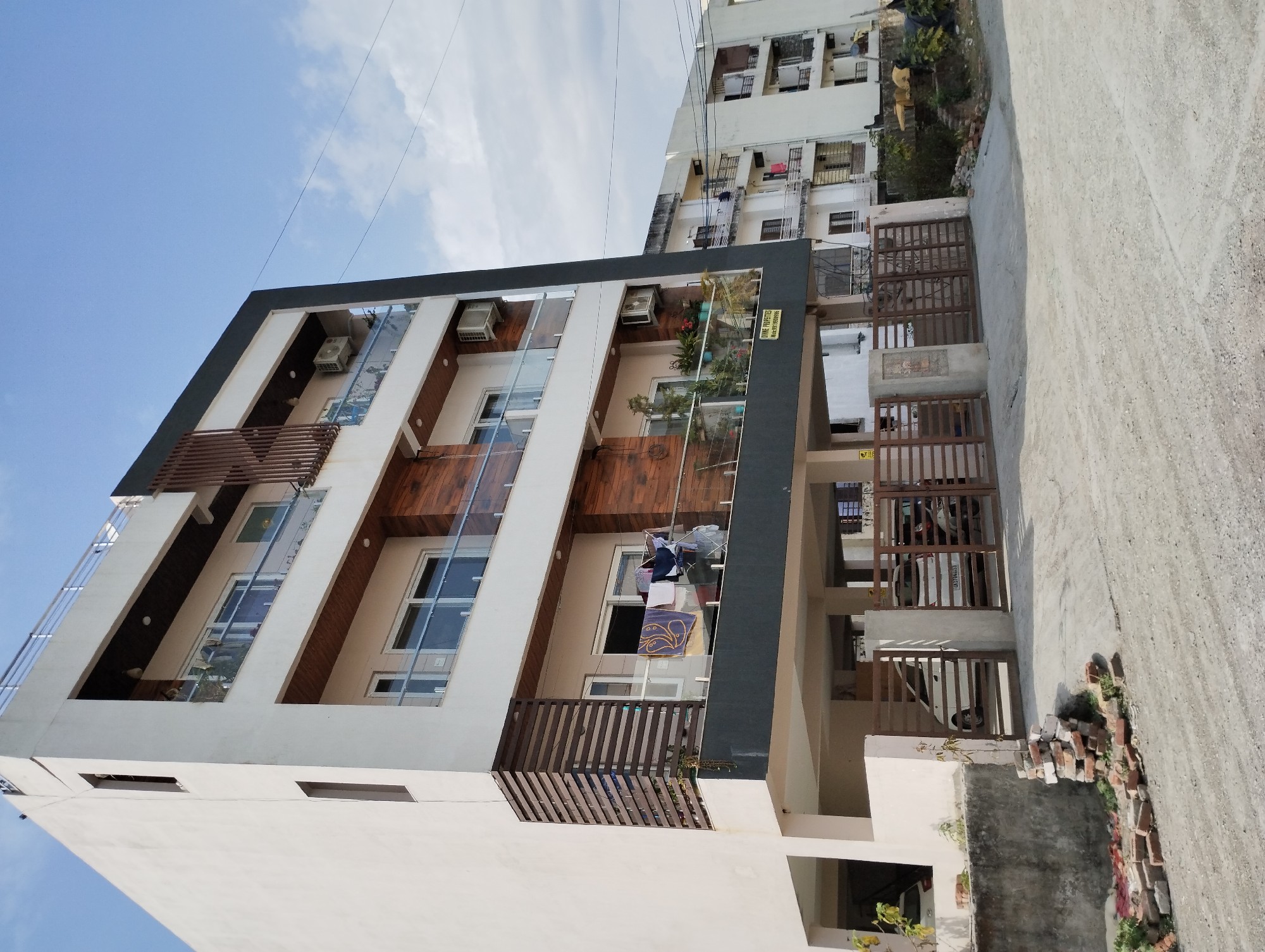 A spacious 2 bhk with all necessary amenities