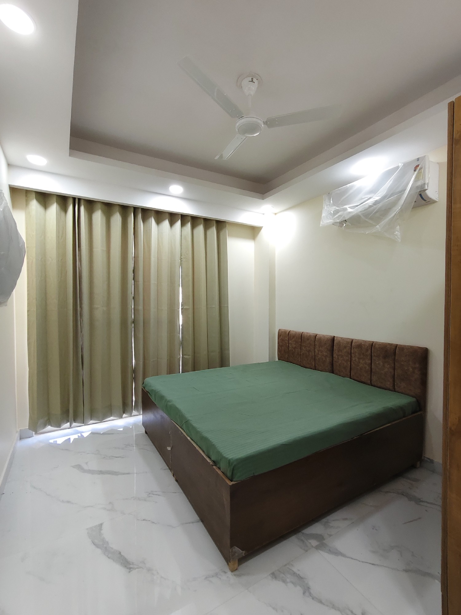 1 BHK FULLY FURNISHED