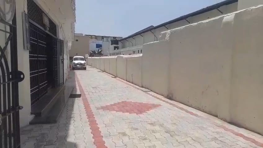 spacious property available for rent near chengalpattu, with Huge parking facility 3