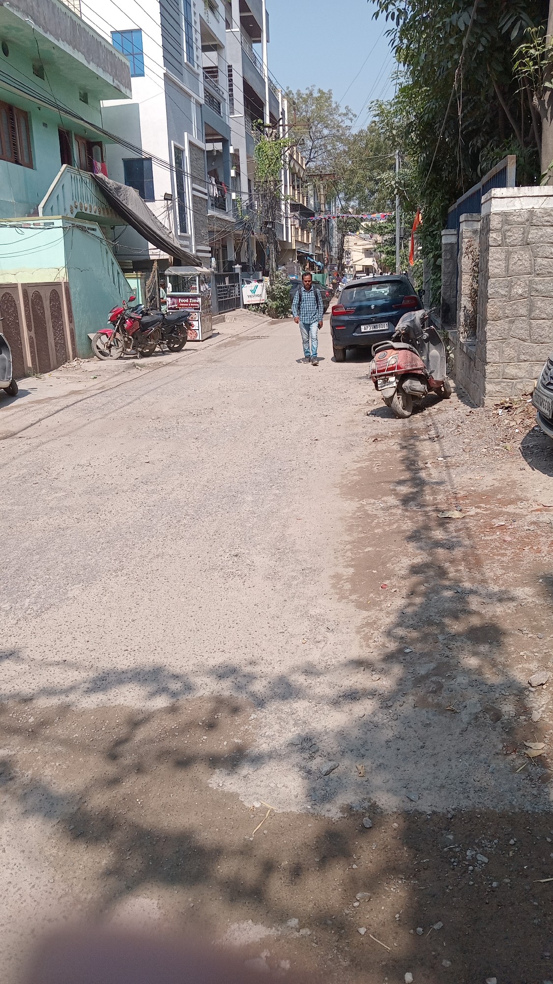 PLOTS AVAILABLE AT MIYAPUR, CHANDA NAGAR, MADINAGUDA AND AMEENPUR