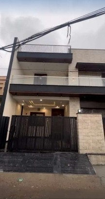 kothi for sale nr curo pvr cinema 66ft road