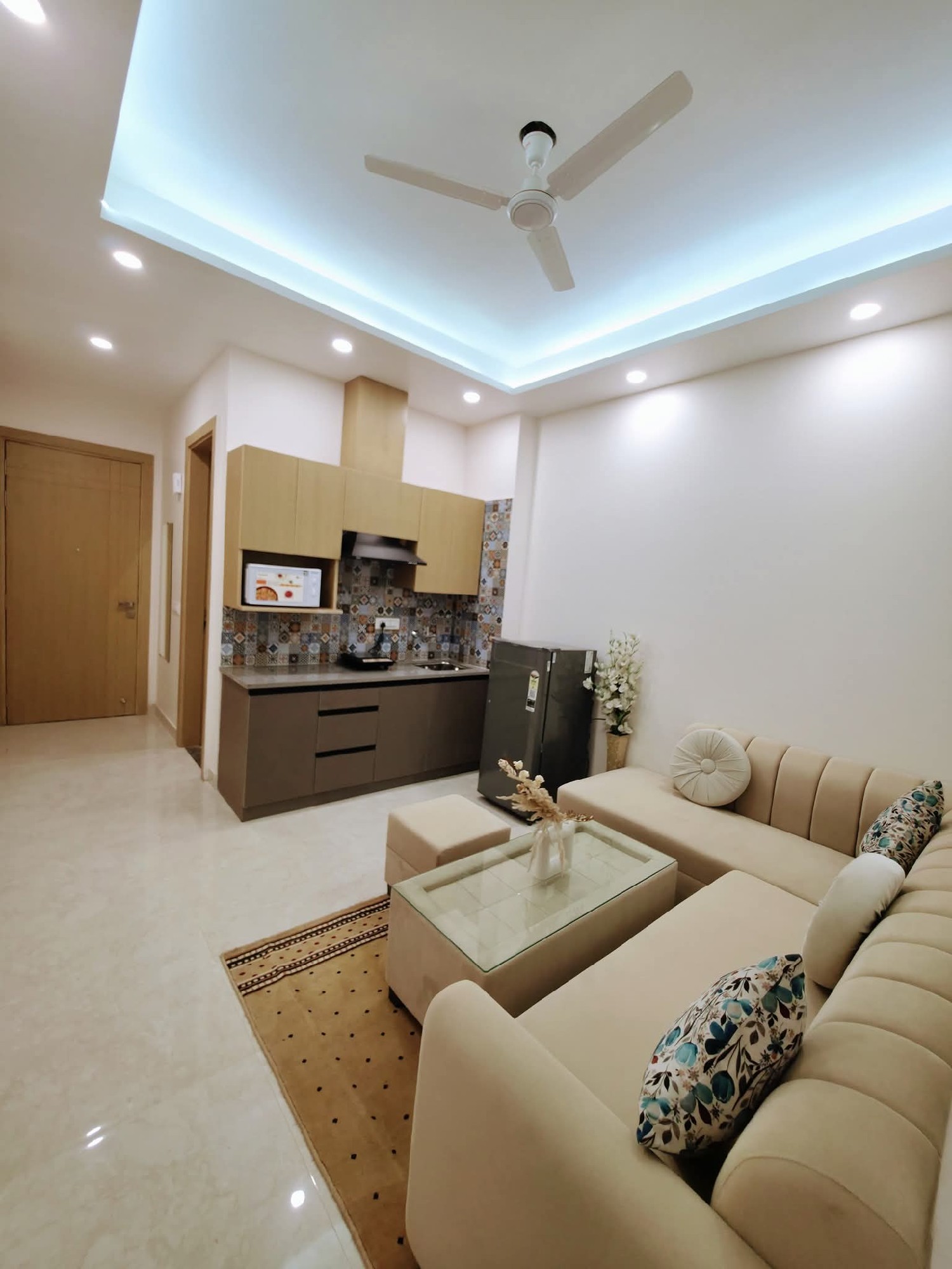 1 BHK Flat For Rent Available