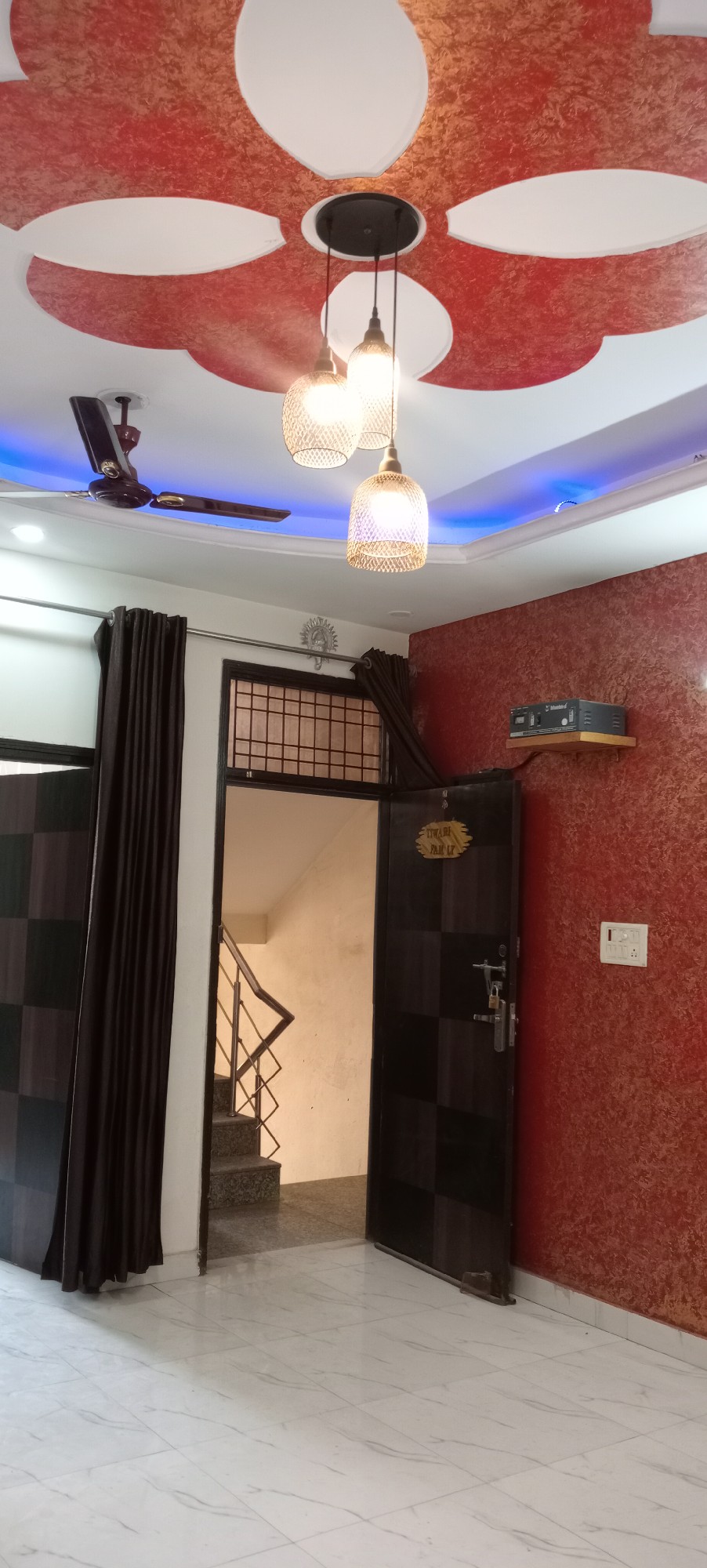 2 BHK fully furnished flat for rent in Noida extension sector 4 Sabari near by Gaur City Mall 3