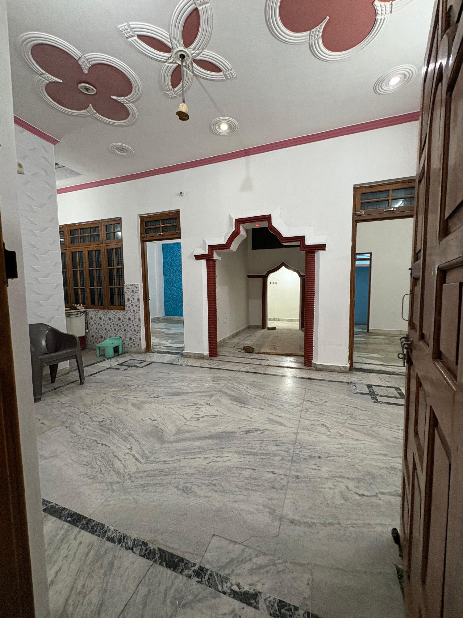 ground floor for rent 2