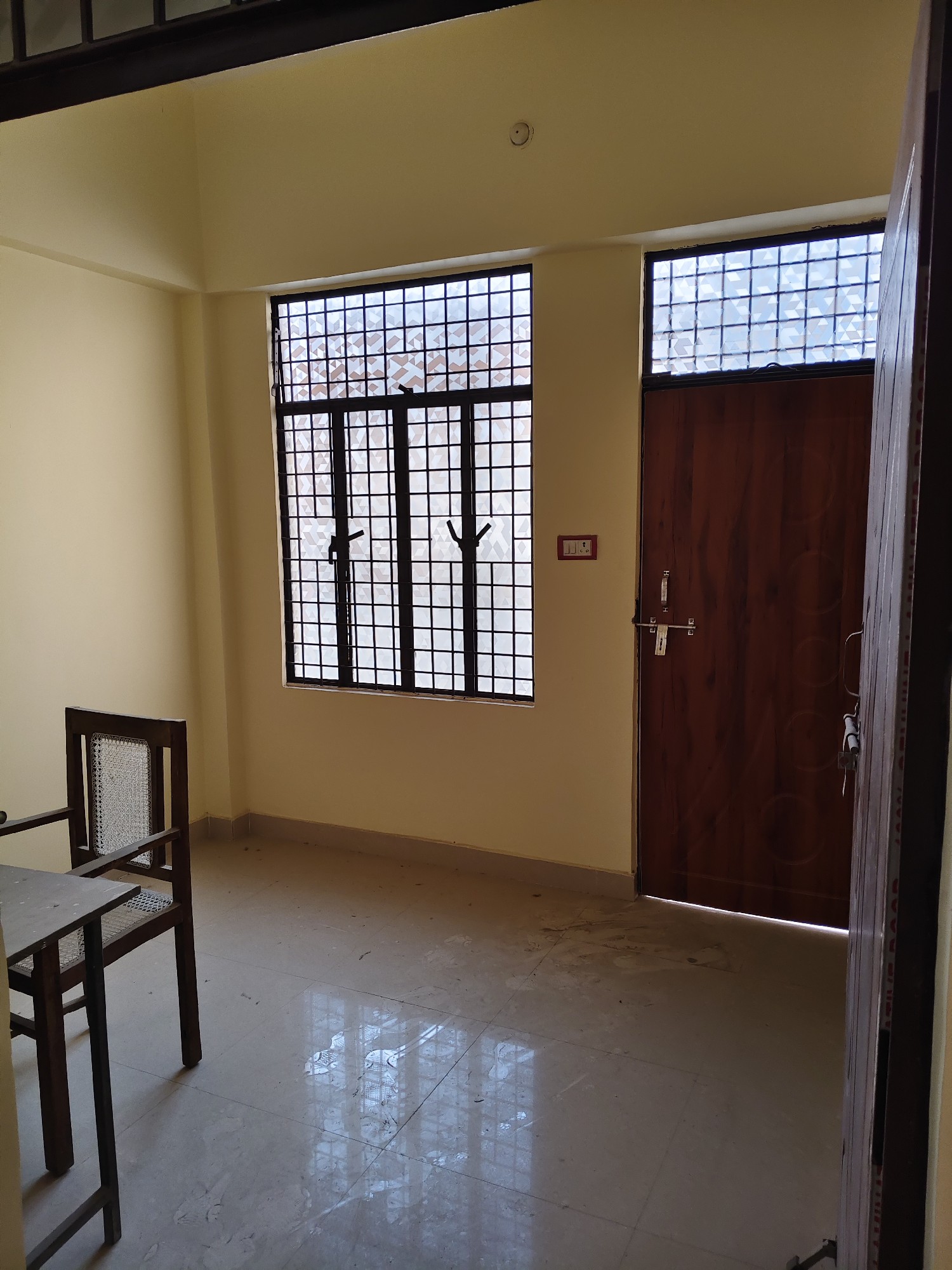 Separate floor available for rent 3