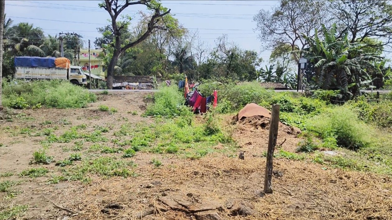 16.5 decimal land for sale