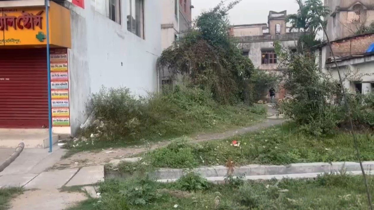 6 decimal land for sale