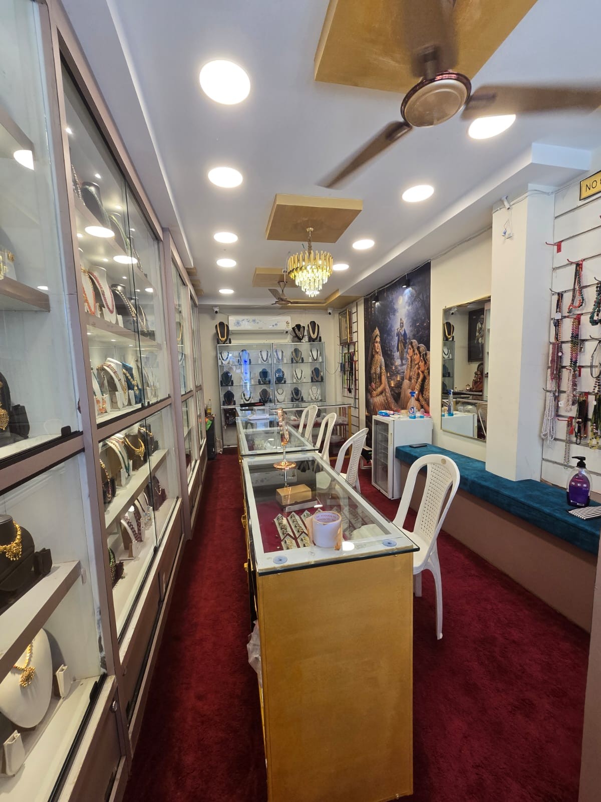 240 sft shop for rent in Road.No.3 KPHB Phase-1 Kukatpally Hyderabad