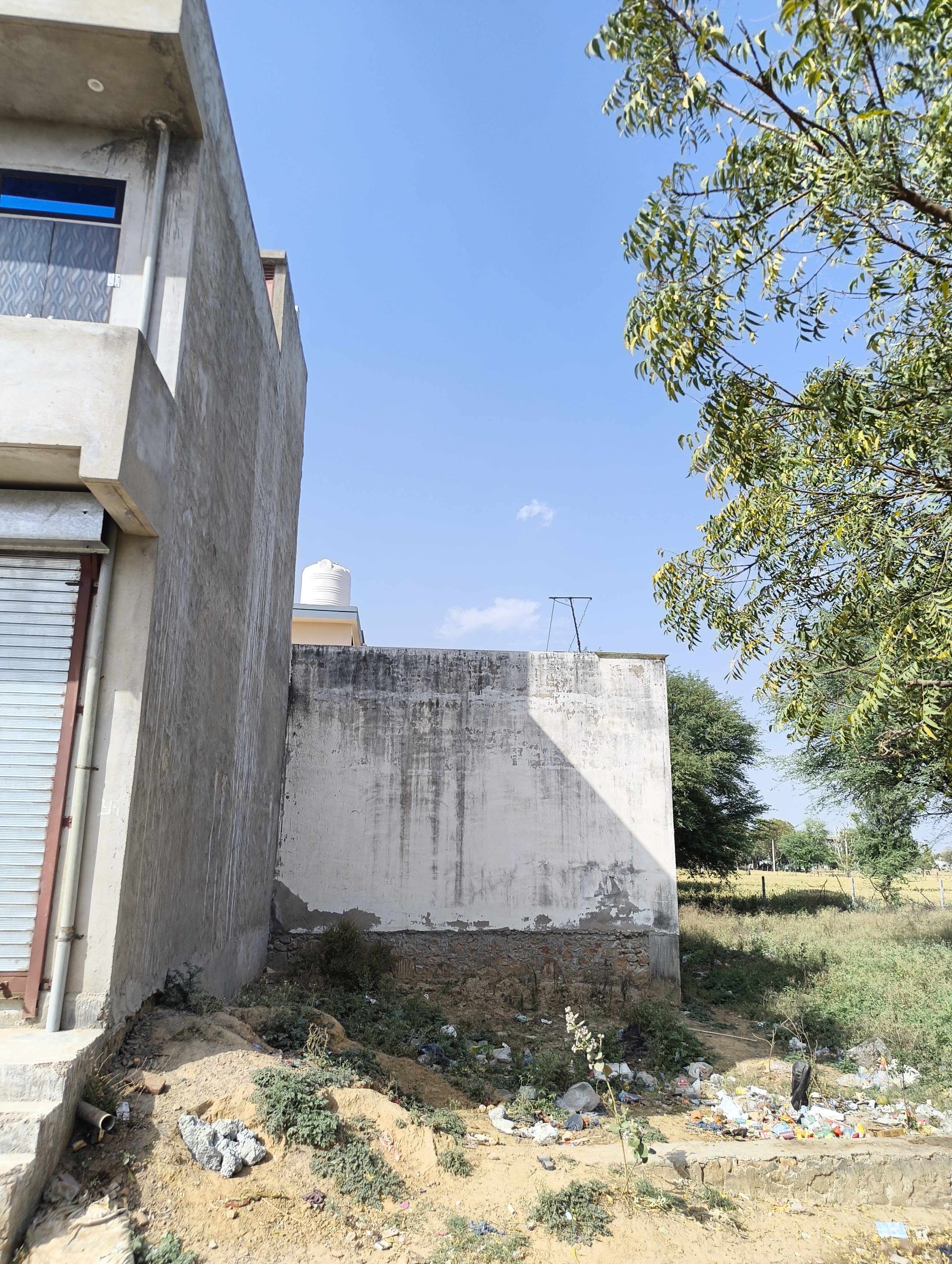 56 Gaz commerce/Rssedintial plot 2