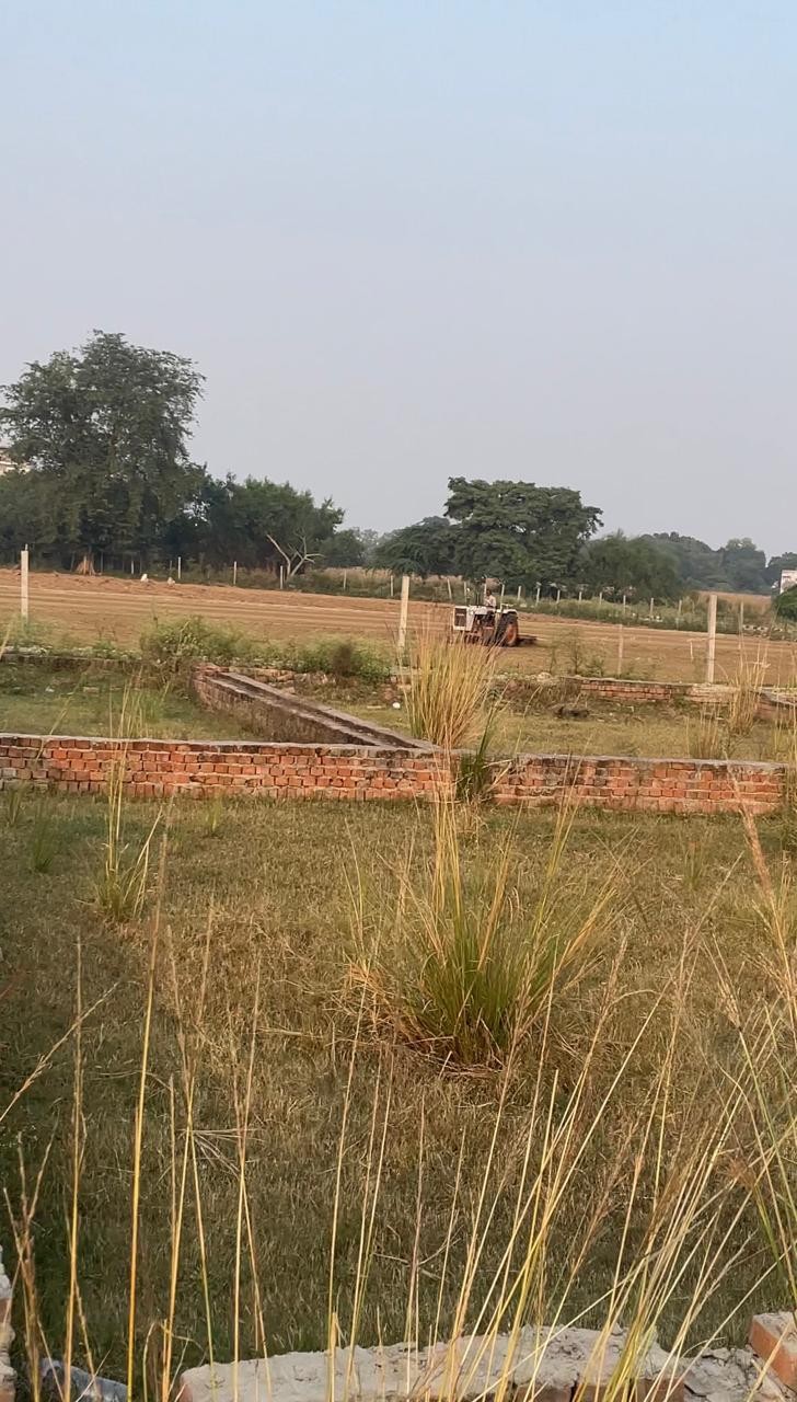 Lucknow ayodhya road Kalika haveli restaurant near 2