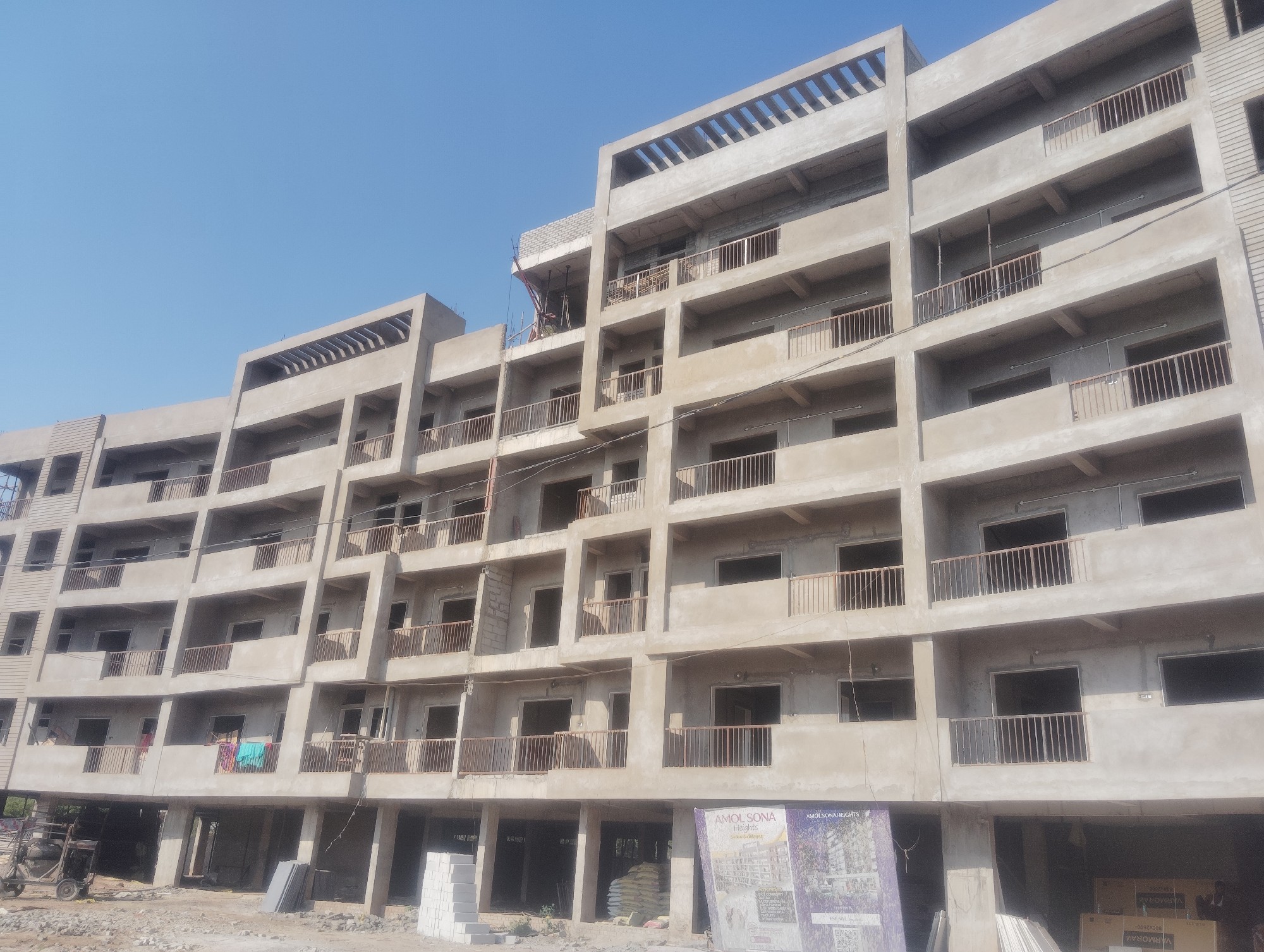 Amol sona heights vishal mega mat srkanda Bilaspur