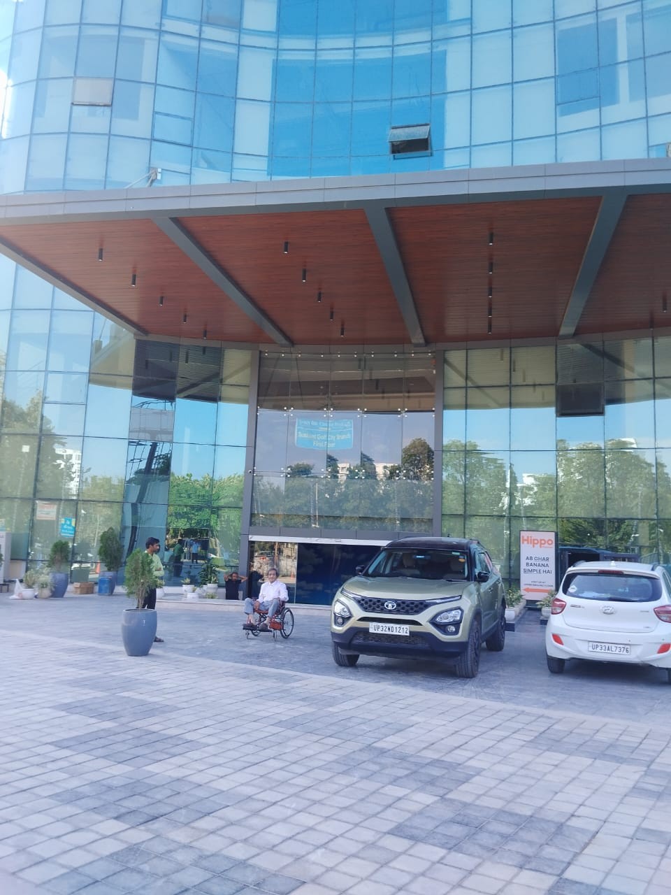 Crescent Mall and Heights 3