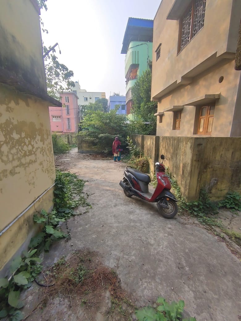 2BHK Room Rent Near Bandel station, 2 bathroom, seperate electric bill 3