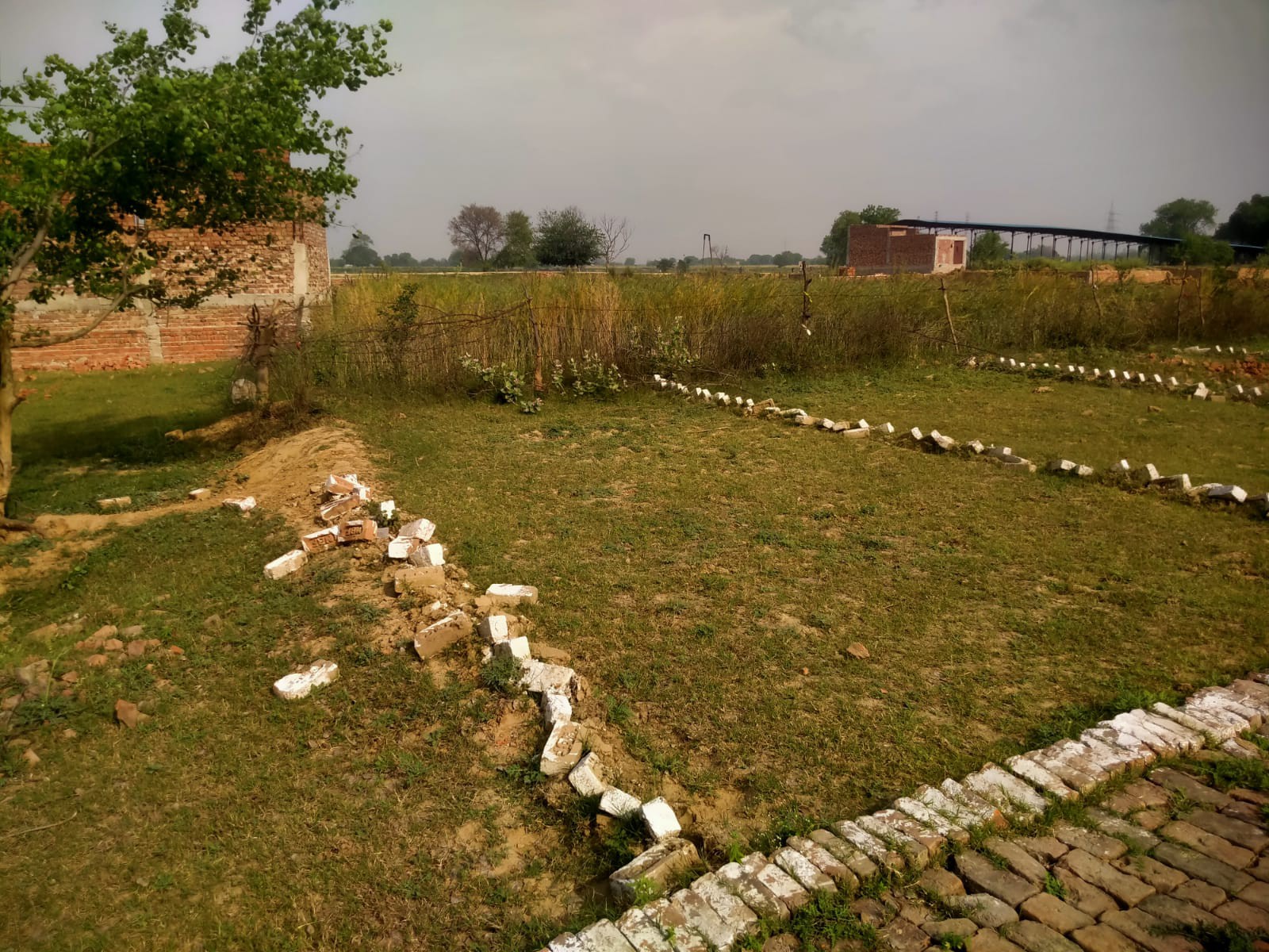 LONI Ghaziabad plote sell 2