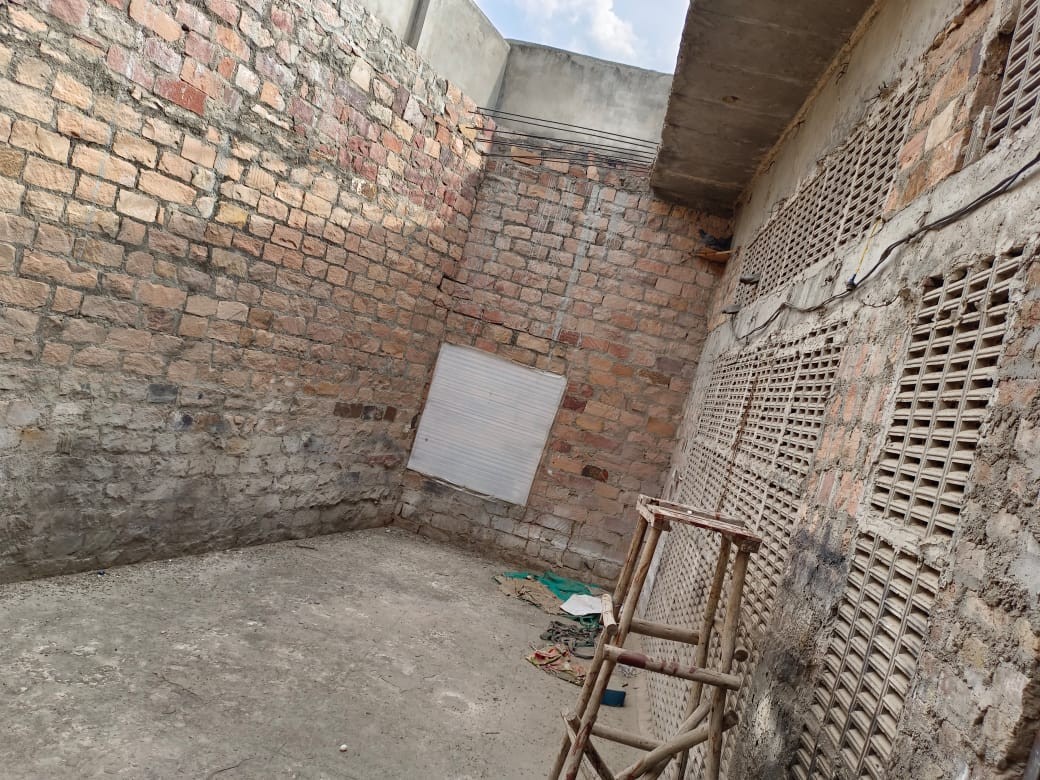 35*70 godown available in kudi housing board 