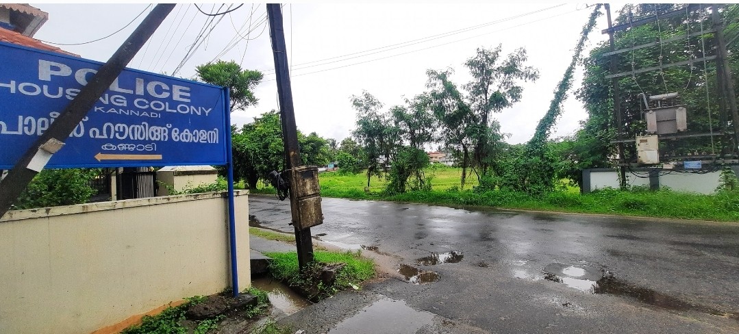 💎 22 Cents Prime Land | 1 km to Lulu Mall & Paalana Hospital | Kannadi Main Road | Opposite Kannadi Police Housing Colony Palakkad