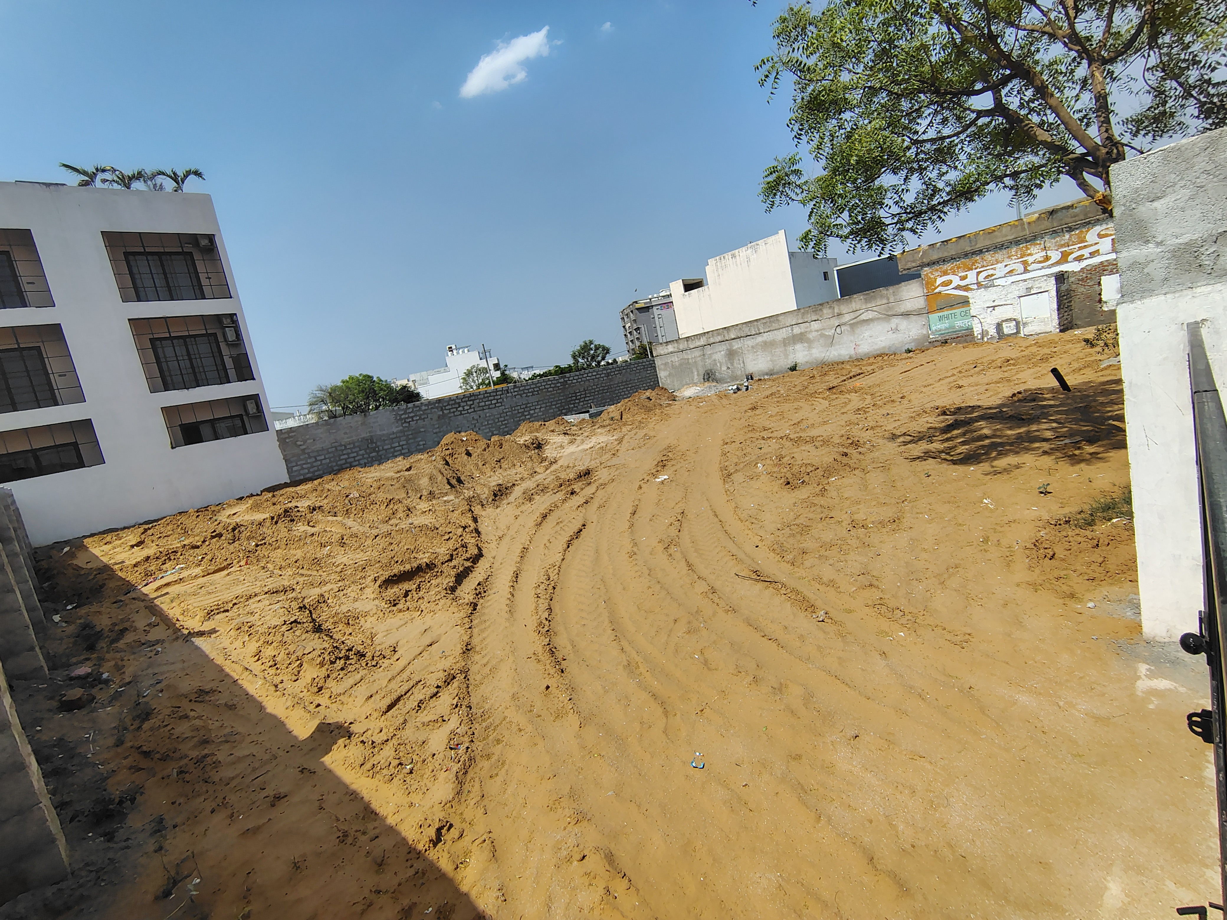 2000 Gajj Land Available For Rent/Lease 3