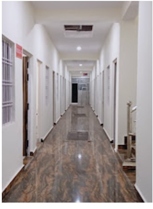 maa sharda boys hostel,rent for 1 seat=7000,for 1 room =12000