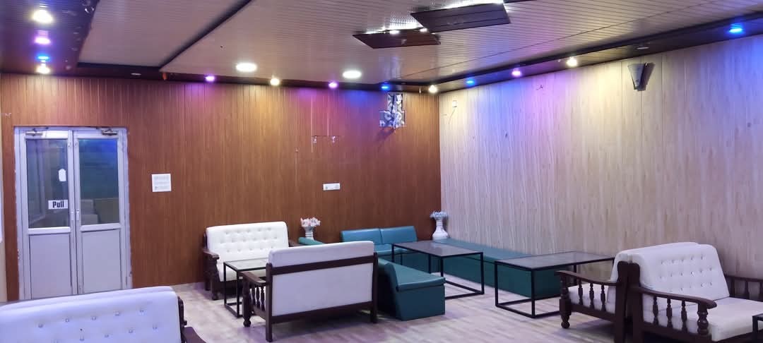 Cafe for rent  3