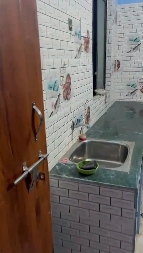 Room For Rent 3