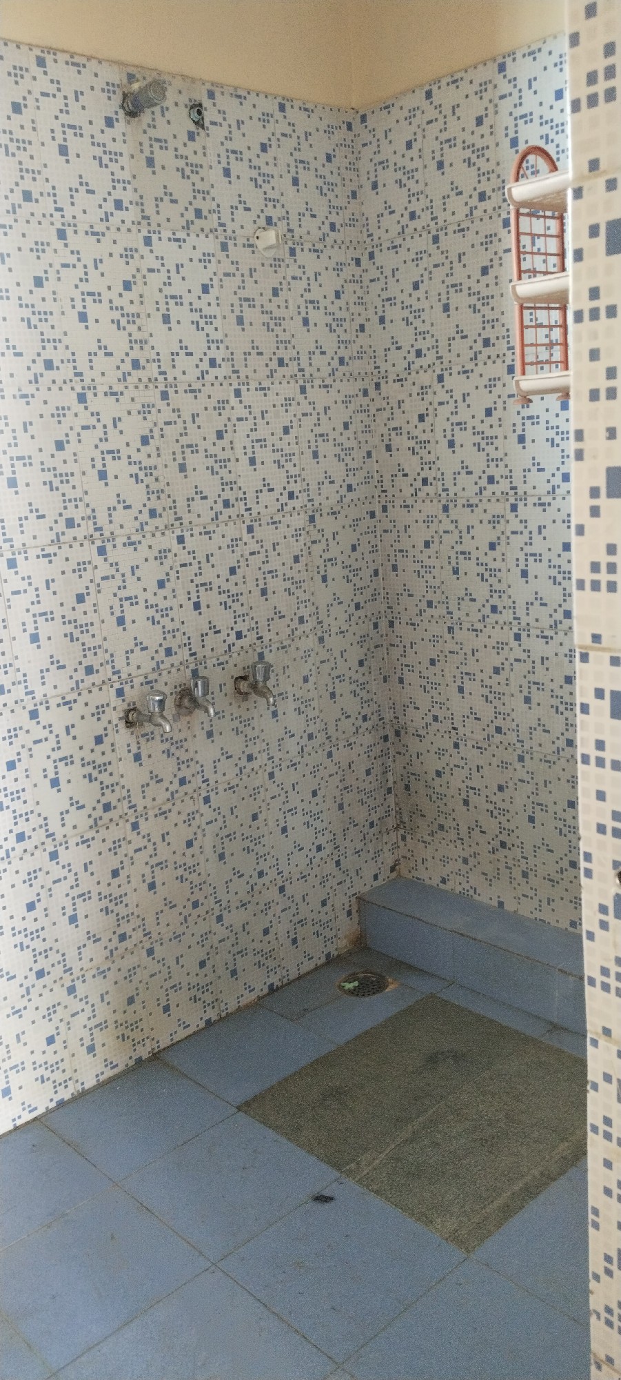 1Bhk