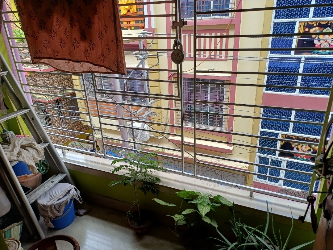 2 bhk near metro 2