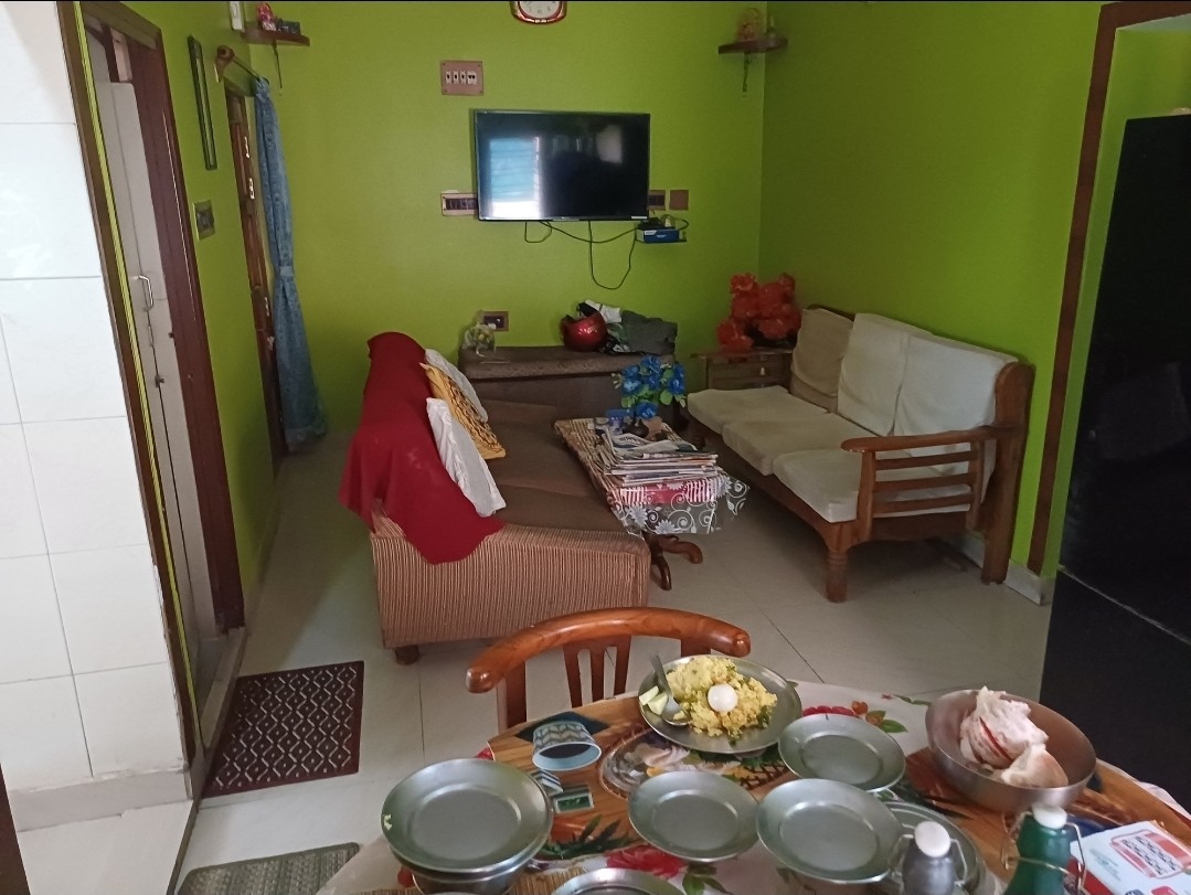2 bhk near metro 3