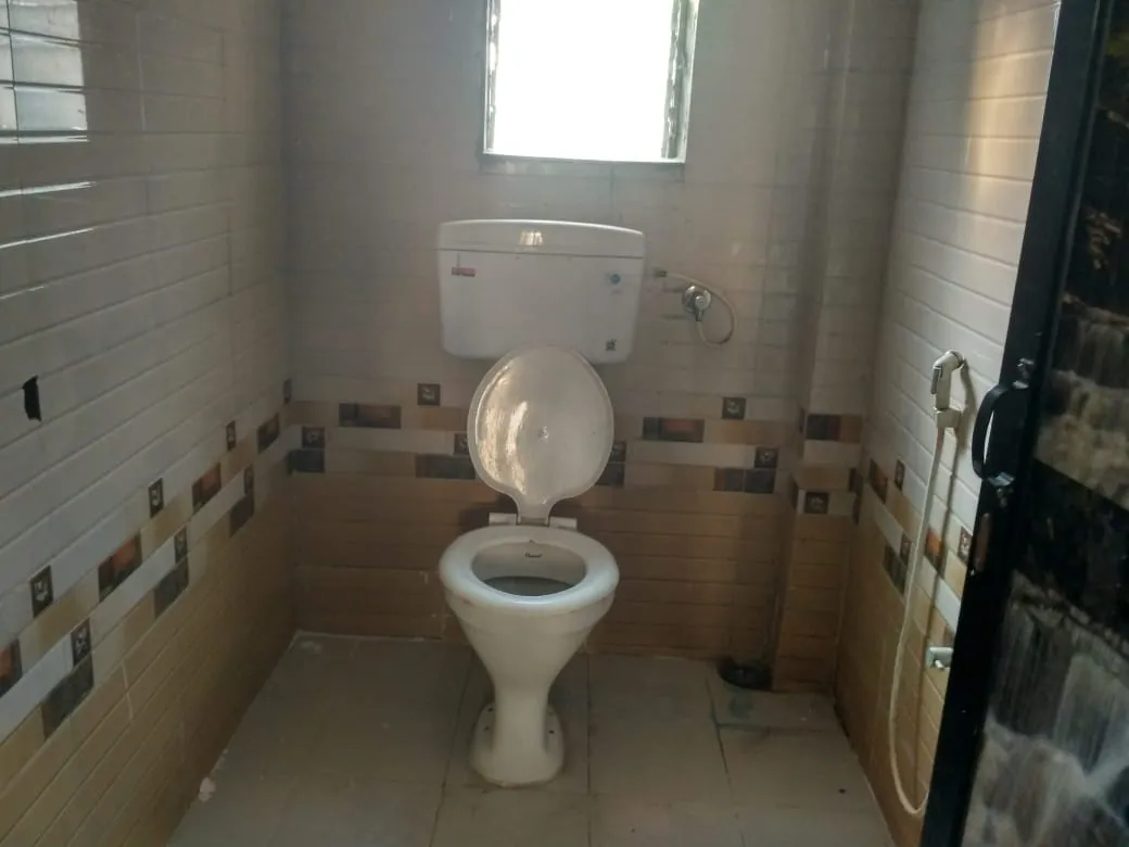 2 bhk fully furnished 