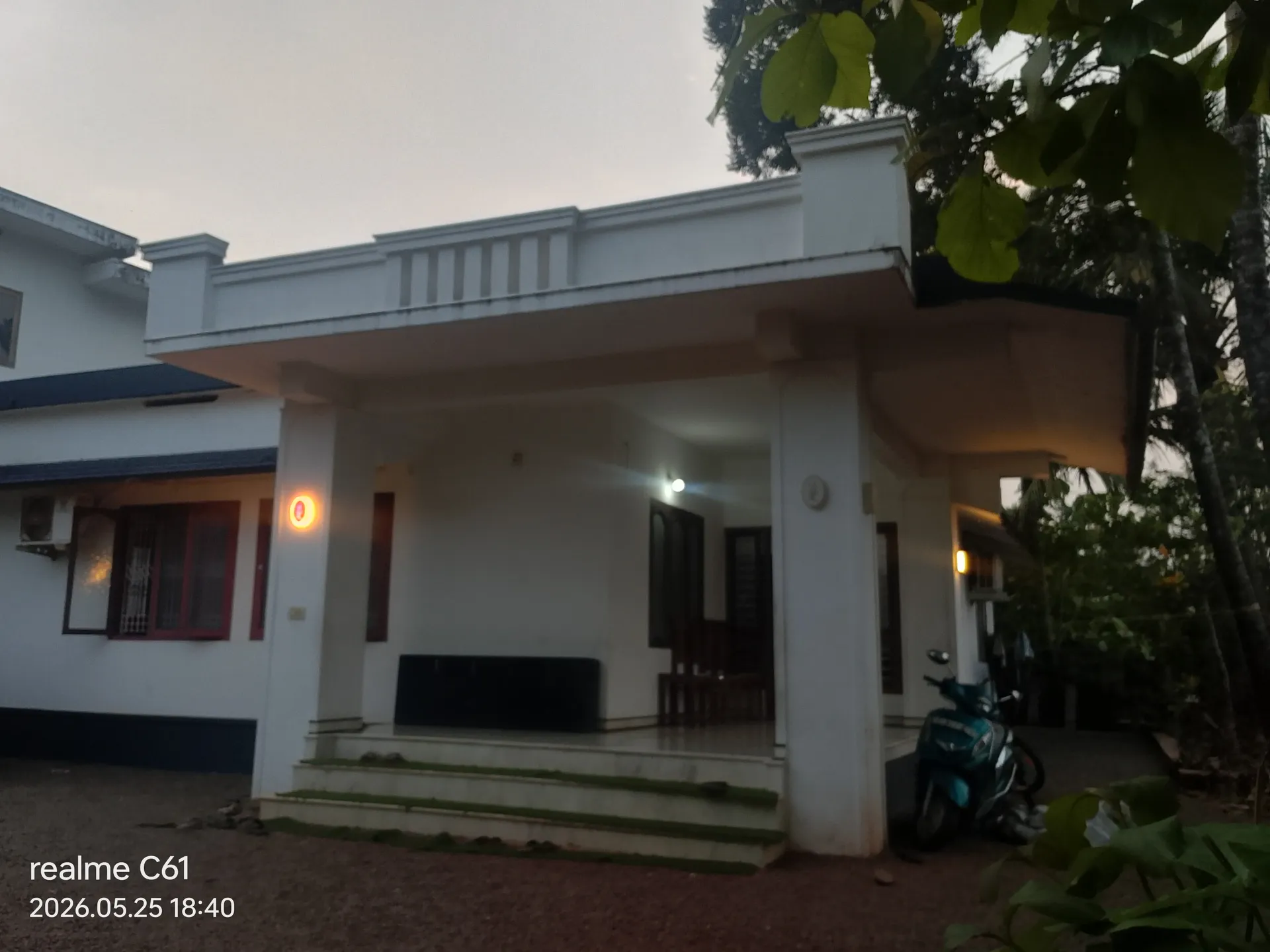 Daliya niyu property