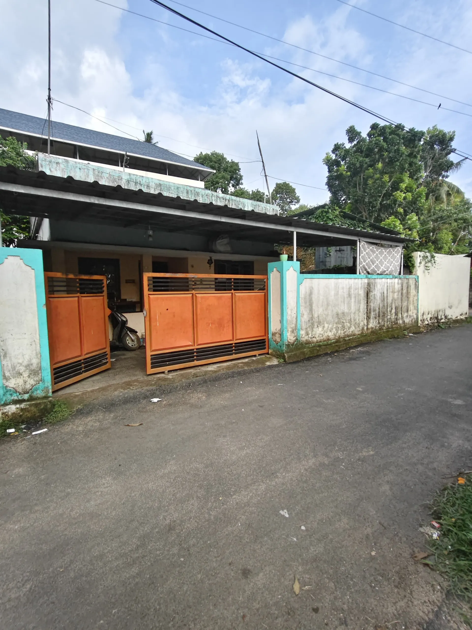 4.5 cent + 750 sqft house for sale Trivandrum Monvila