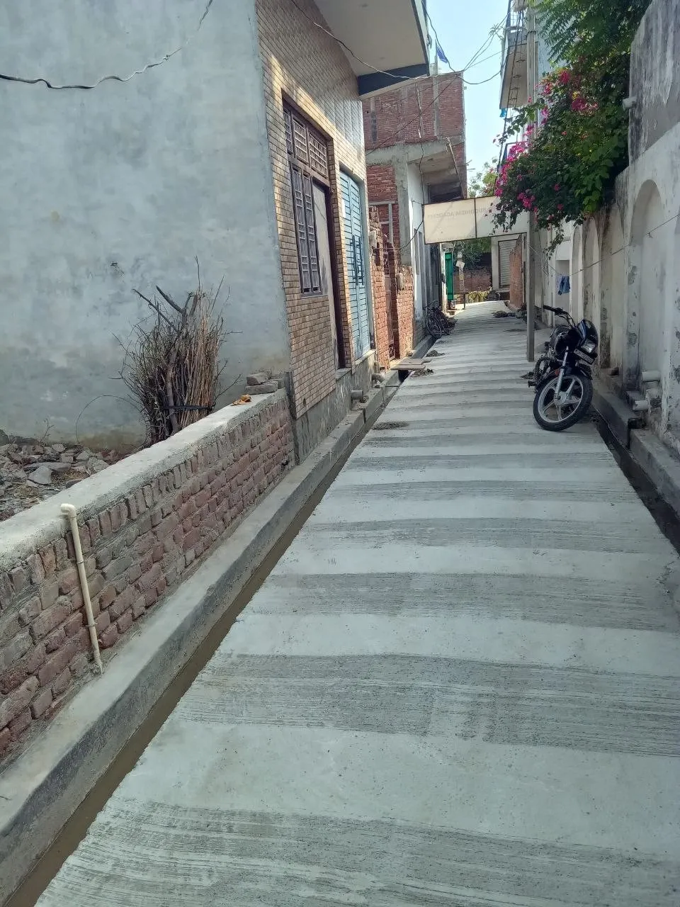 बिक्री हेतु खाली प्लॉट! 2
