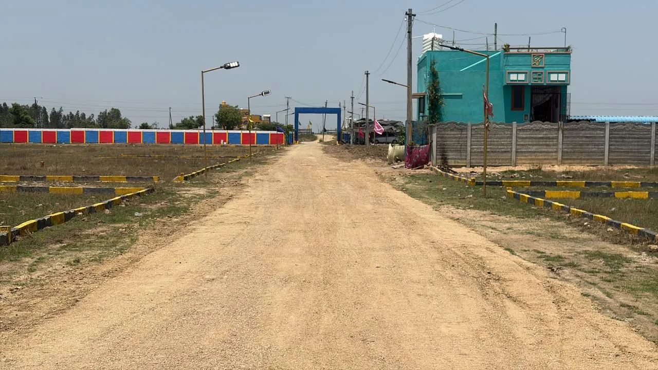 • Residential Dtcp&Rera Plots for sale in Darvesh Aero Garden at ThakkolamTown 2