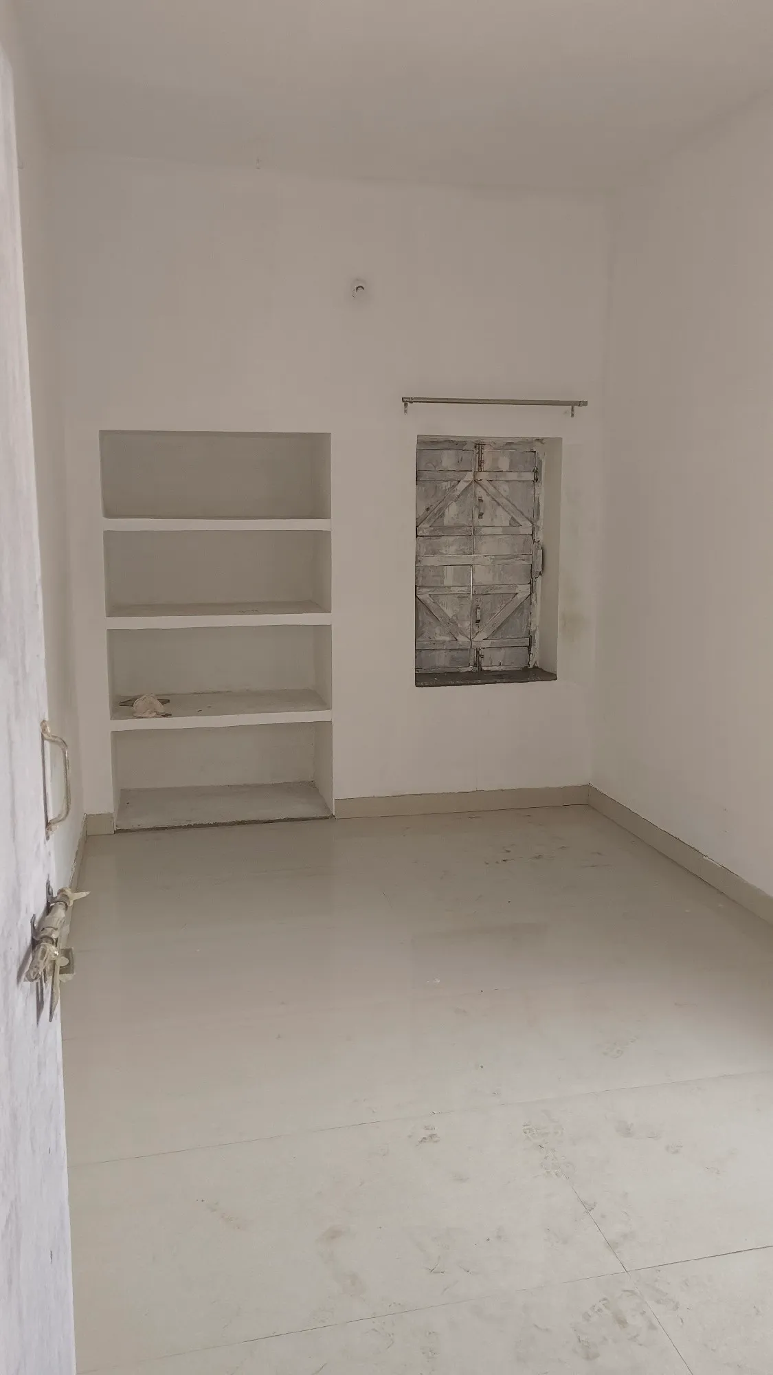 2 BHK flat for rent ( Madhur Anand) Sondip 3