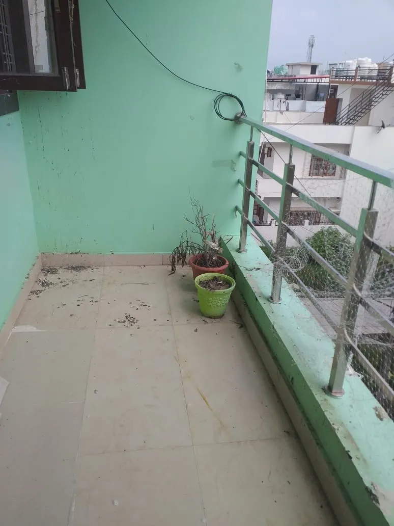 3BHK builder flat for rent