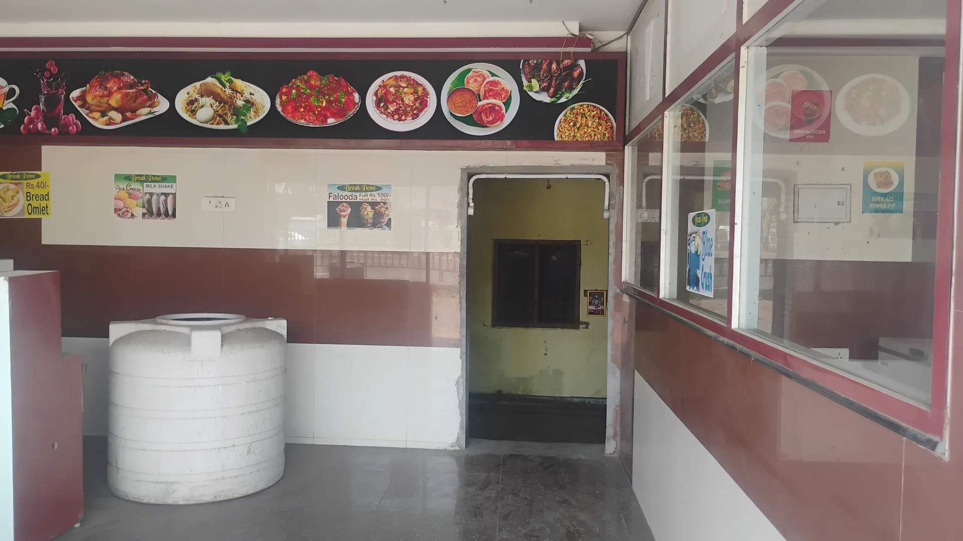shops 3