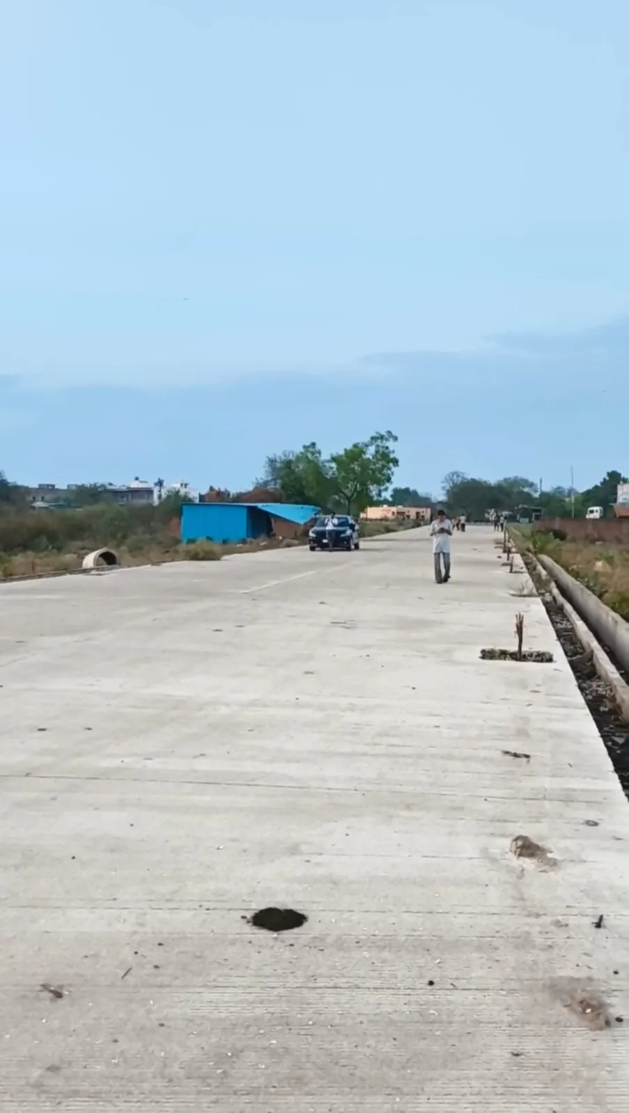 आज का सही निवेश, कल का सुनहरा भविष्य — अपना प्लॉट आज ही बुक करें।