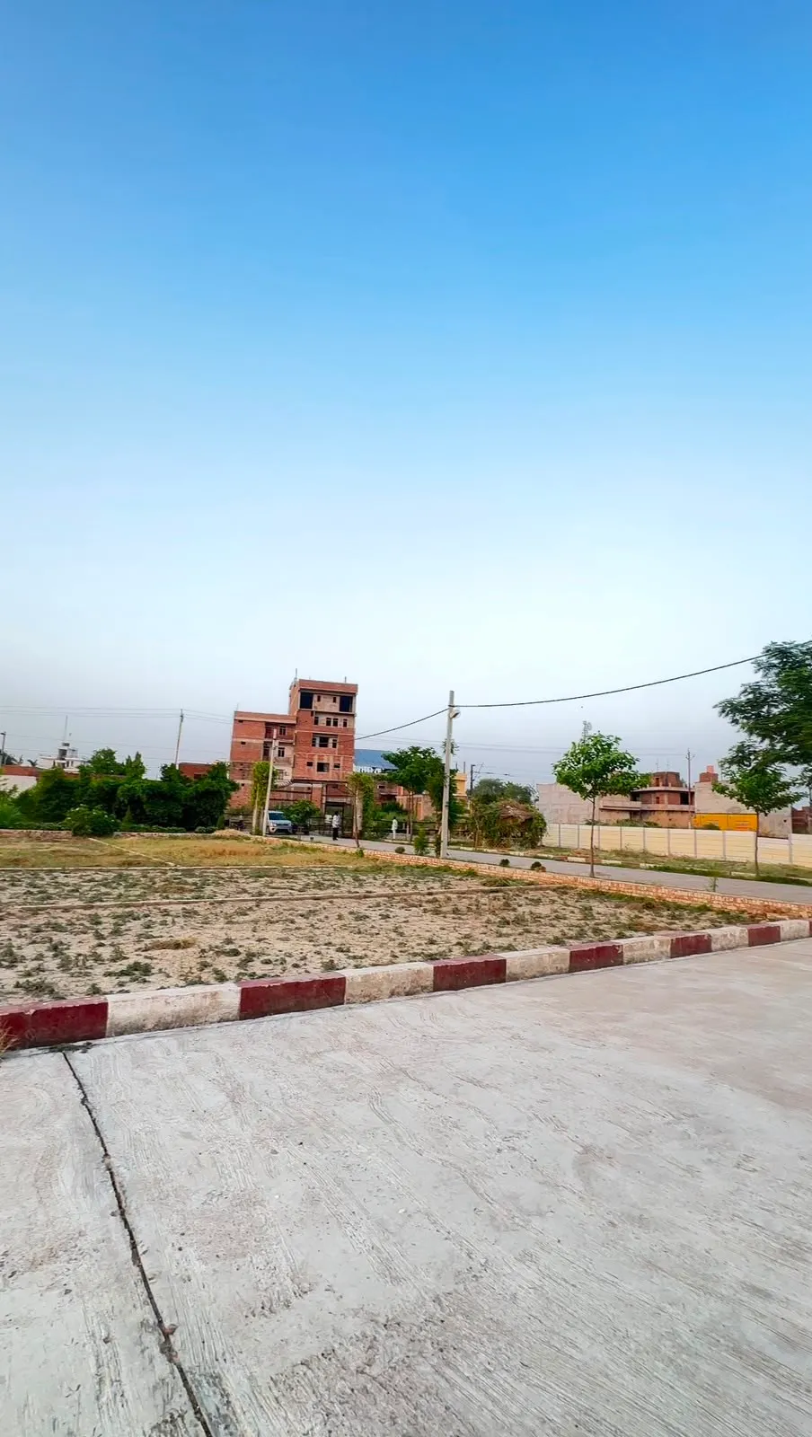 100 Gaj Plot for sale nearby KGI College, Tatiyaganj 2