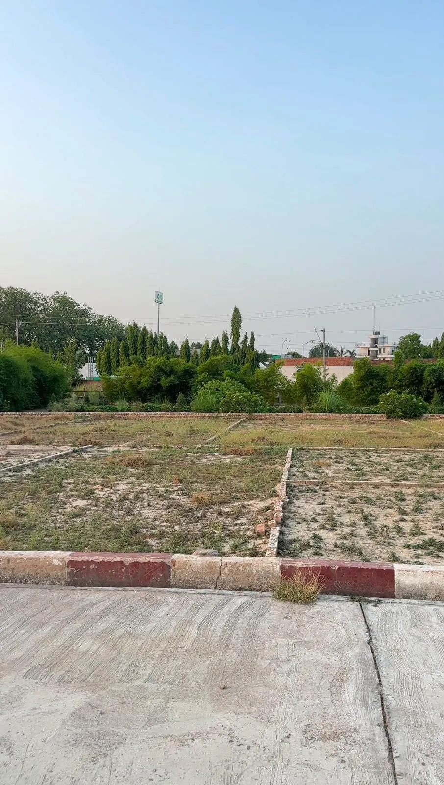 100 Gaj Plot for sale nearby KGI College, Tatiyaganj