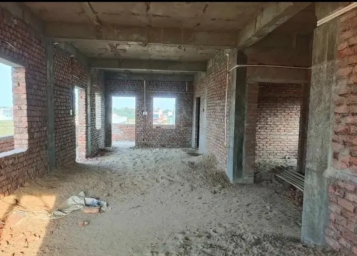 URGENT SALE SEMI FINISHED HOUSE 2