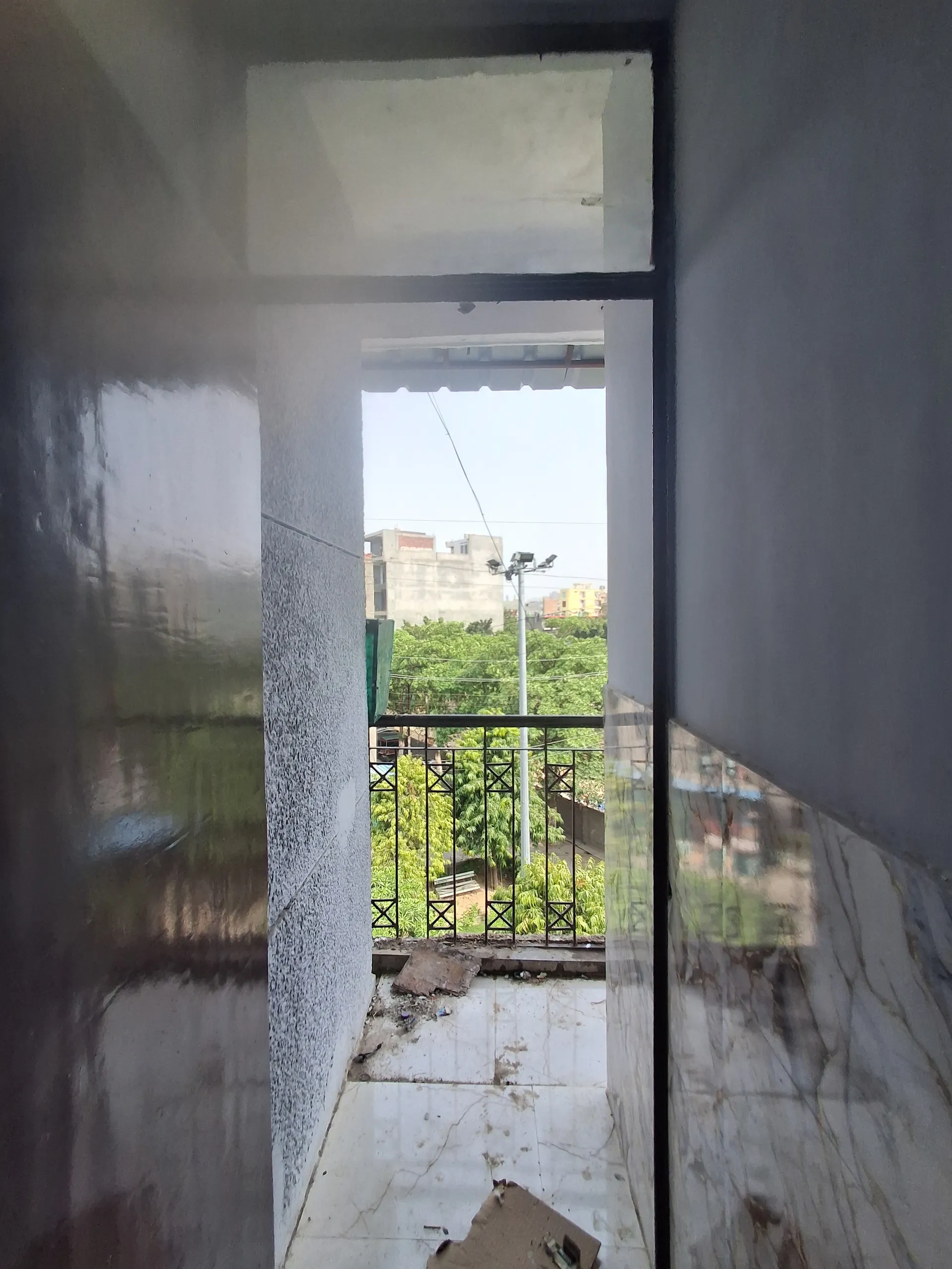 1 Bhk apartment for rent in mahadev apartment sector 73 3